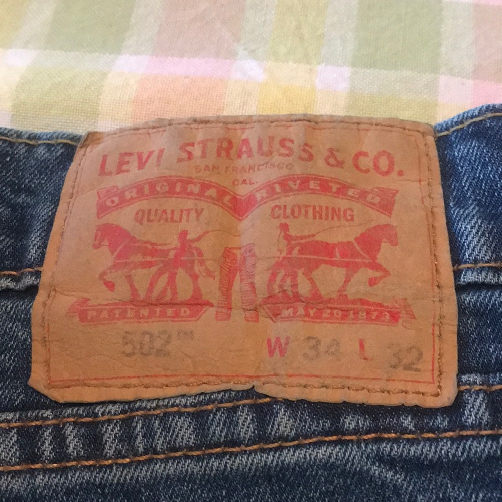 Men’s Levi jeans 34x32 - 2 pair!!!